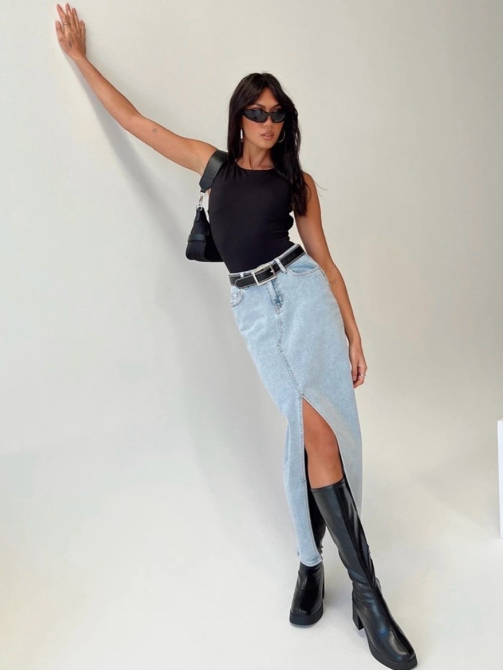 Princess Polly Light Wash Denim Skirt /Light Blue